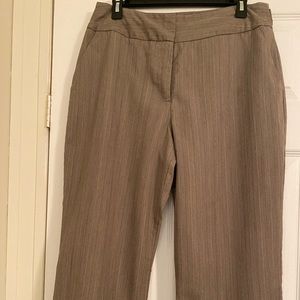 2/$20 Herringbone Print Capri Pants